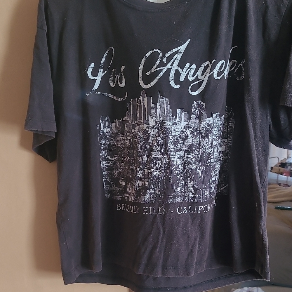 Beverly Hills Graphic Crop Top - Black